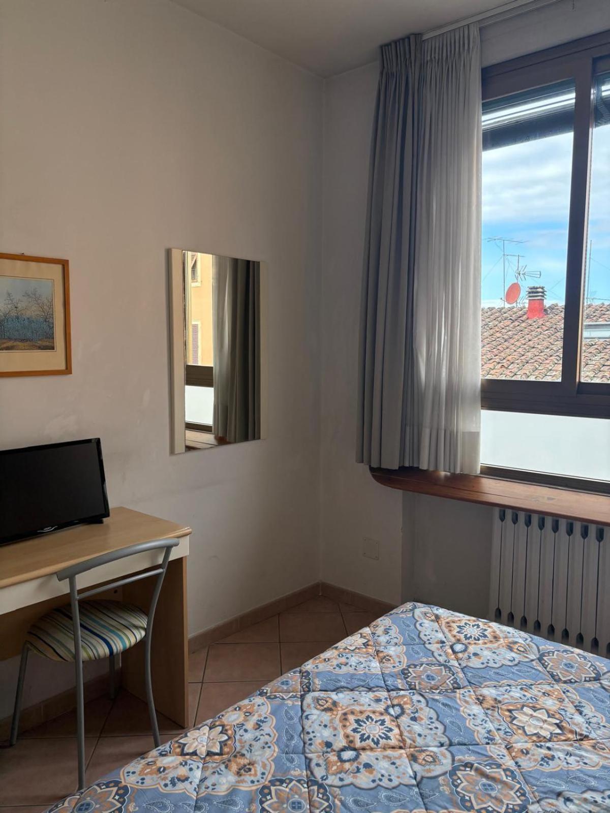 Hotel Girasole House à Florence Chambre photo
