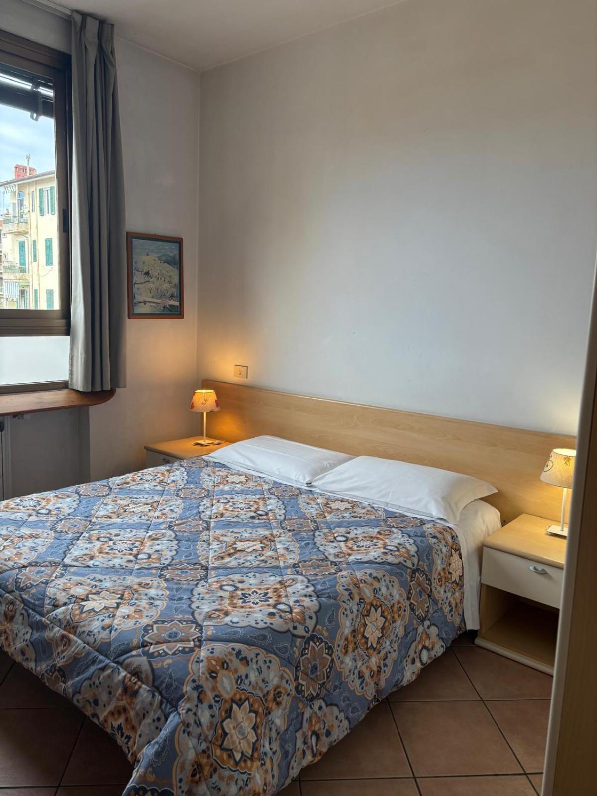 Hotel Girasole House à Florence Chambre photo