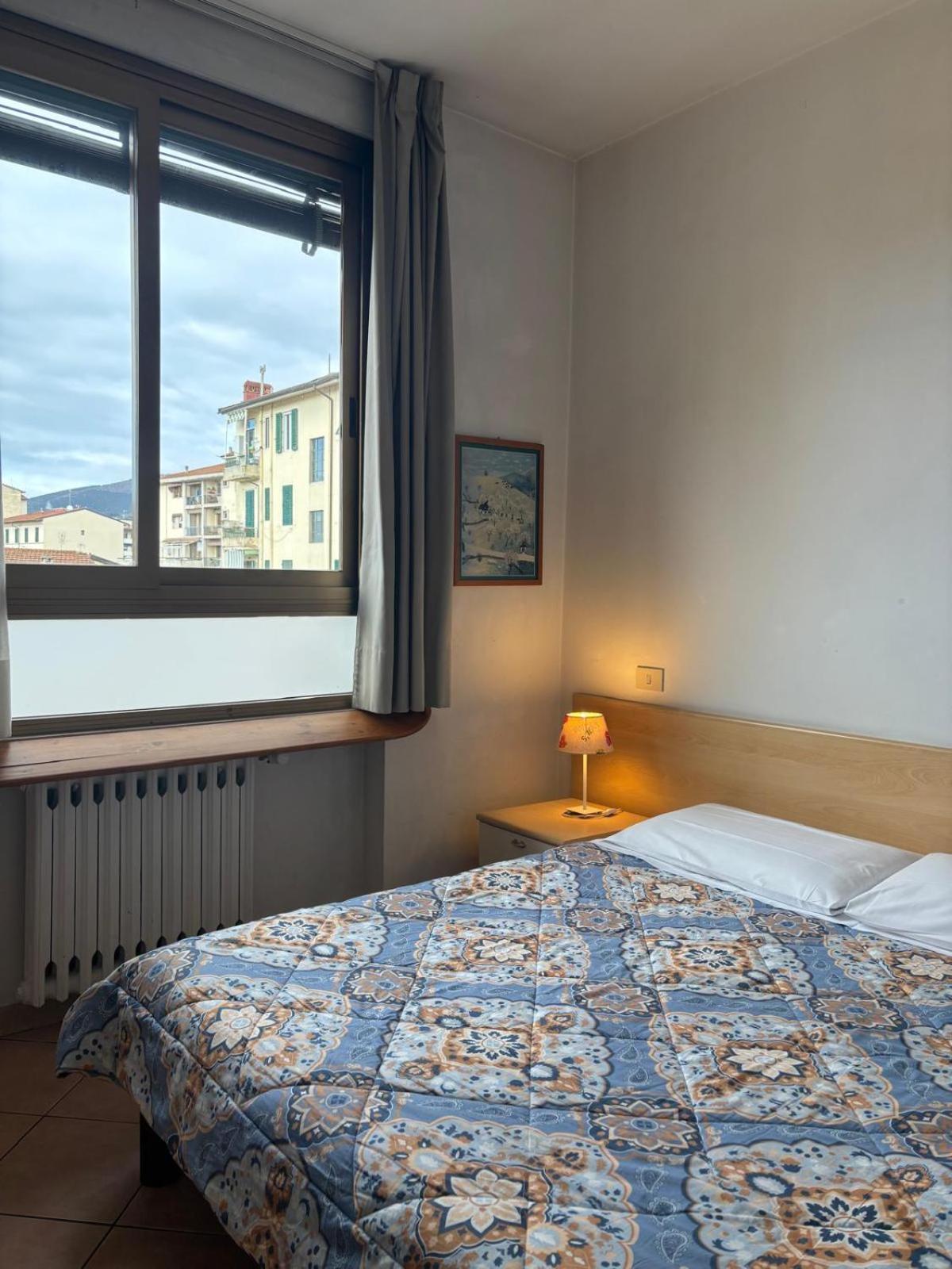 Hotel Girasole House à Florence Chambre photo